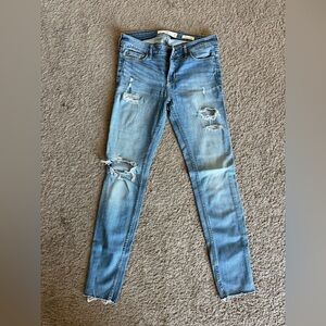 Hollister 7R Distressed Light Blue Women's Jeans